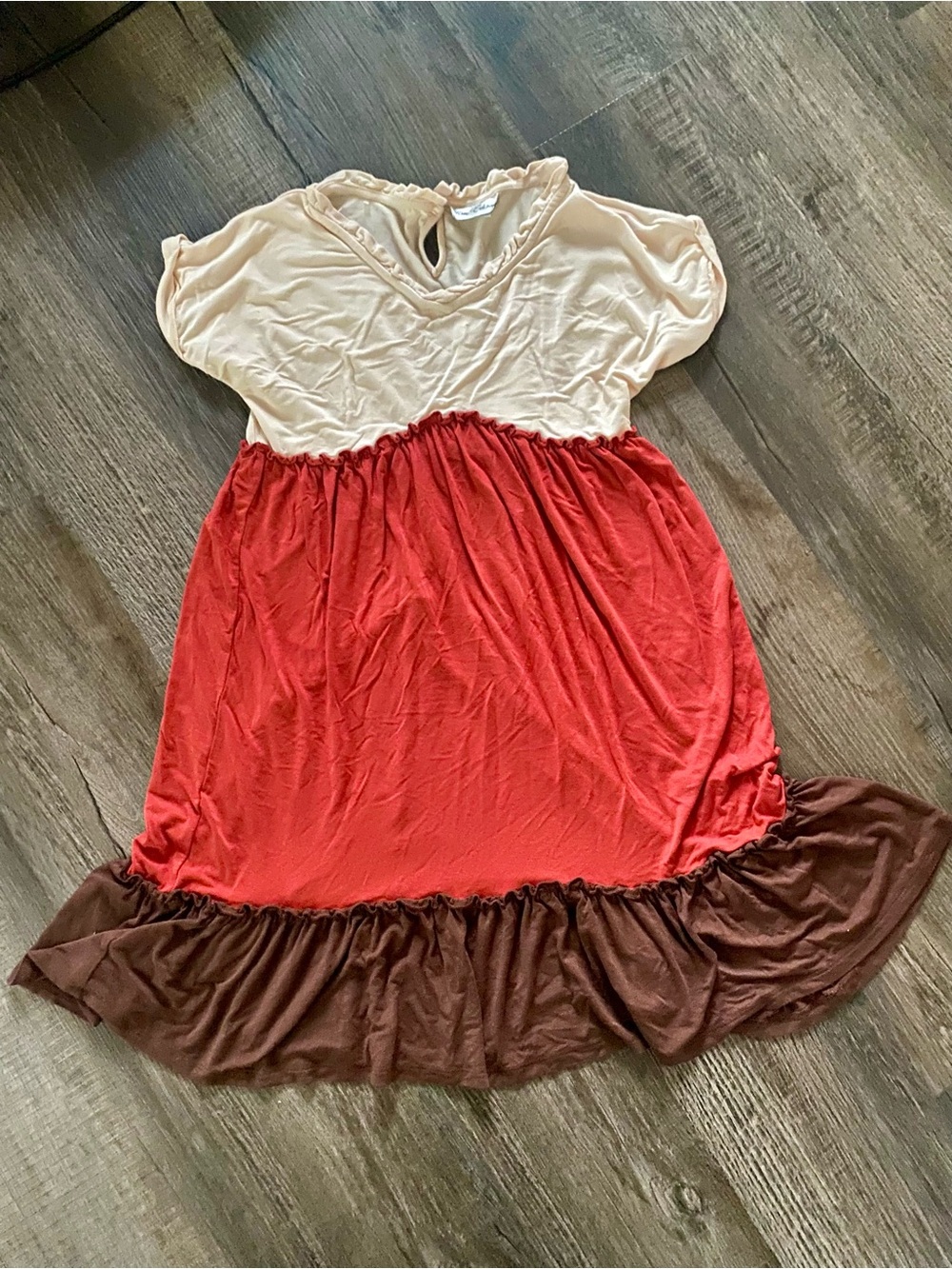 Girls Colorblock Short Sleeve Dress in Cream, Red and Brown
